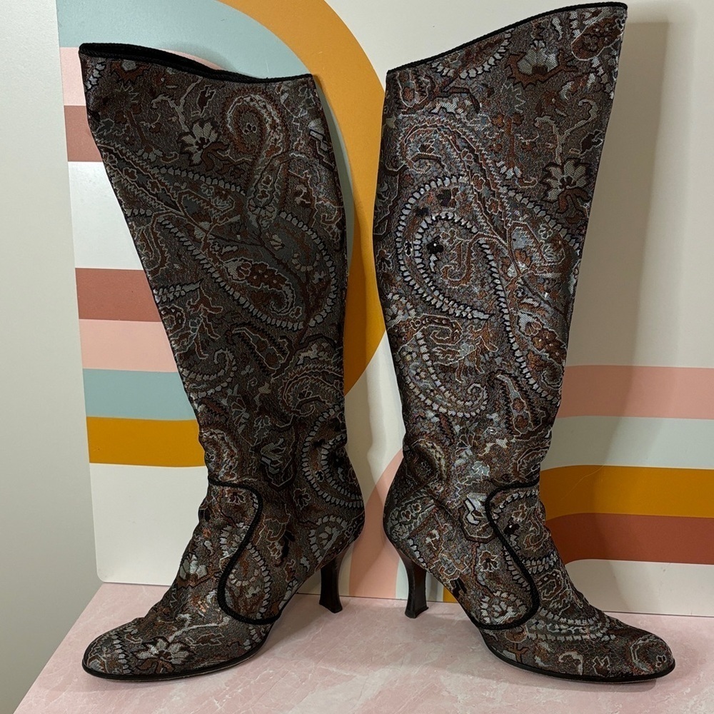 Stuart Weitzman Vintage Paisley Knee High Boots Size 9 | Rare Y2K Heeled Statmt